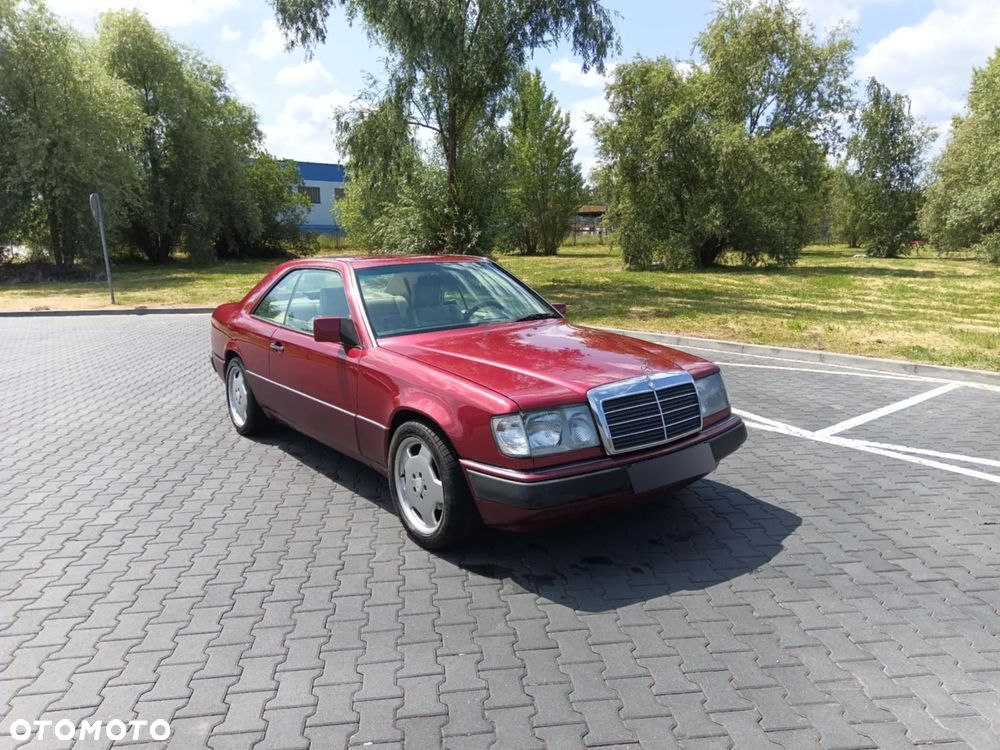 Mercedes-Benz W124 (1984-1993) - 1