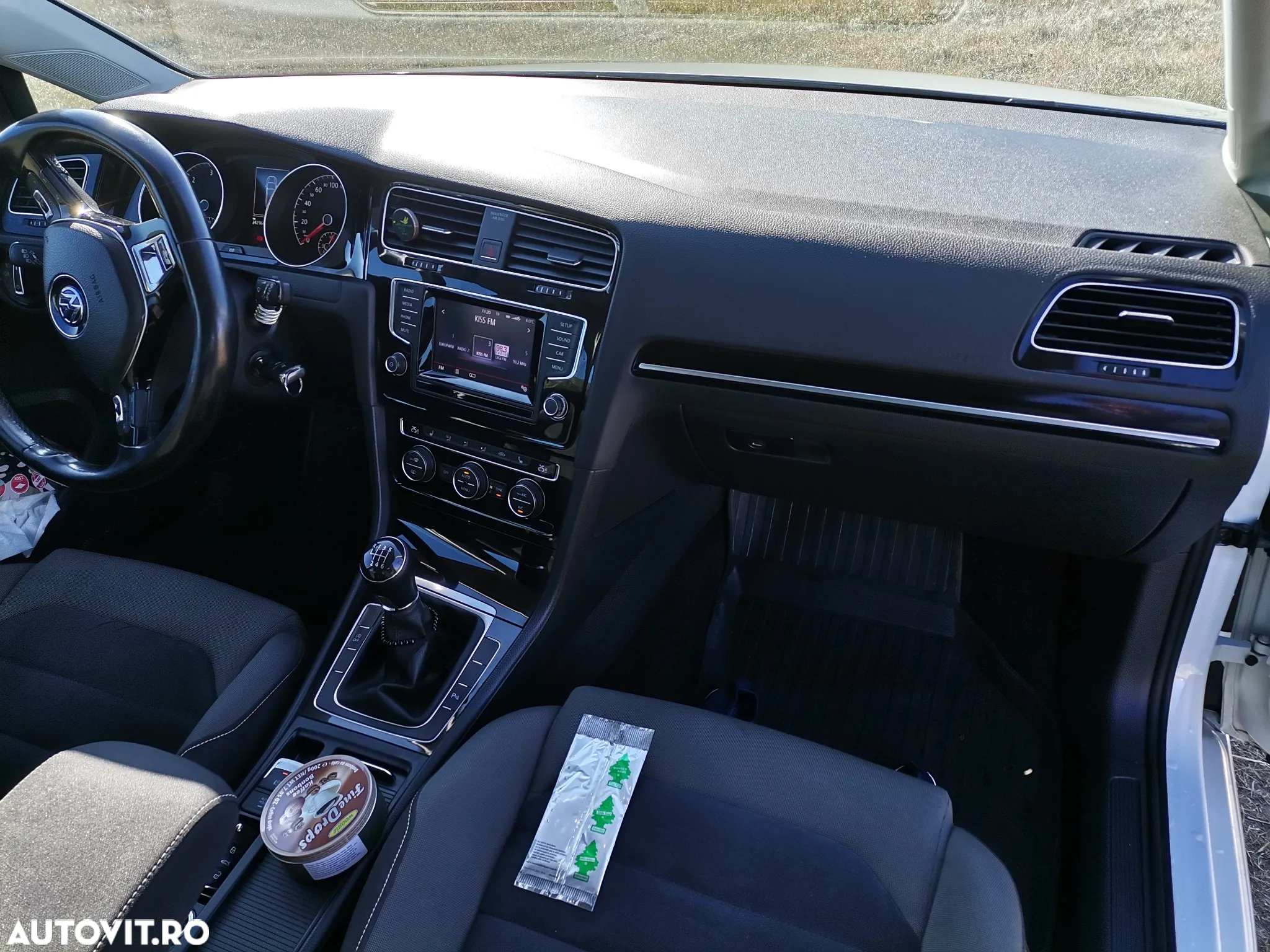 Volkswagen Golf 2.0 TDI Comfortline - 6