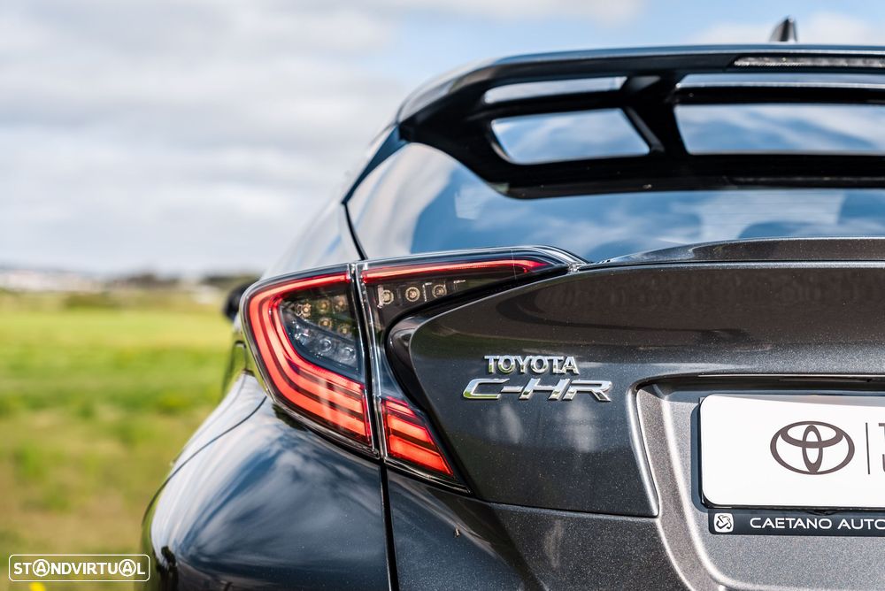 Toyota C-HR 1.8 HSD Exclusive+P.Luxury - 30