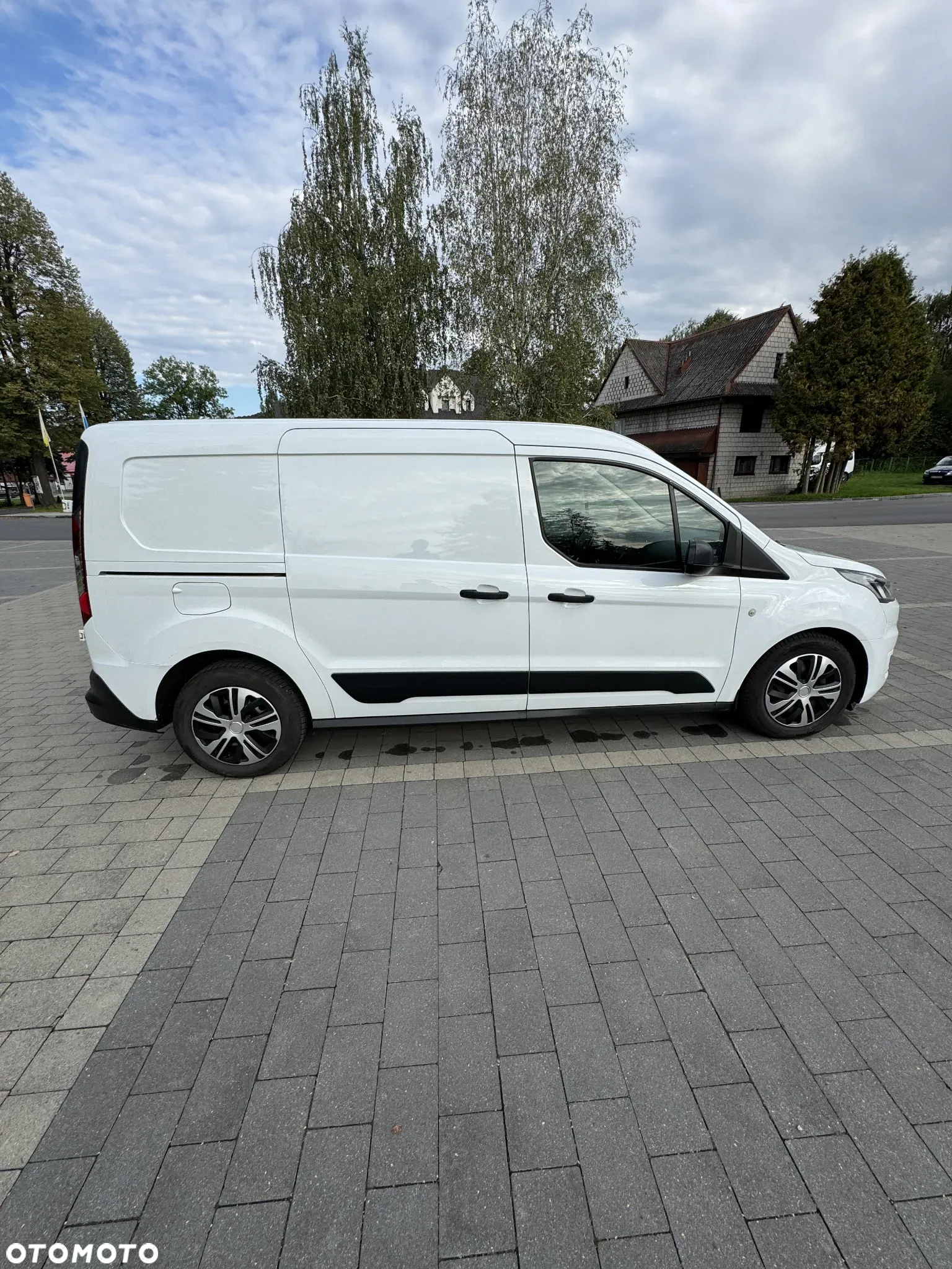 Ford Transit Connect - 12
