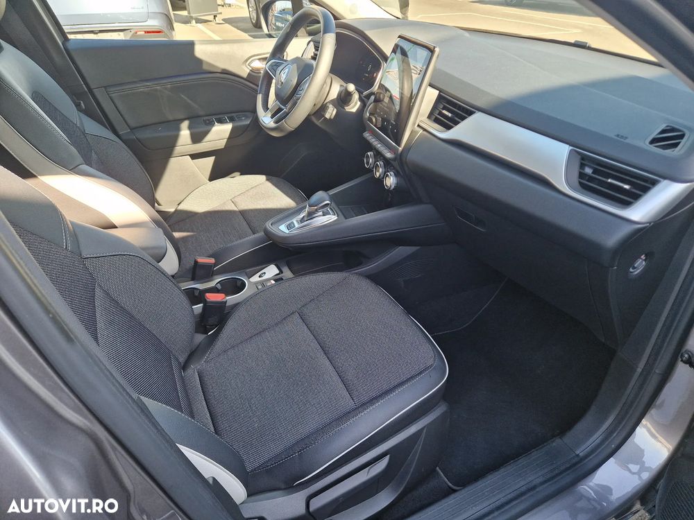 Renault Captur PHEV 160 Techno - 26