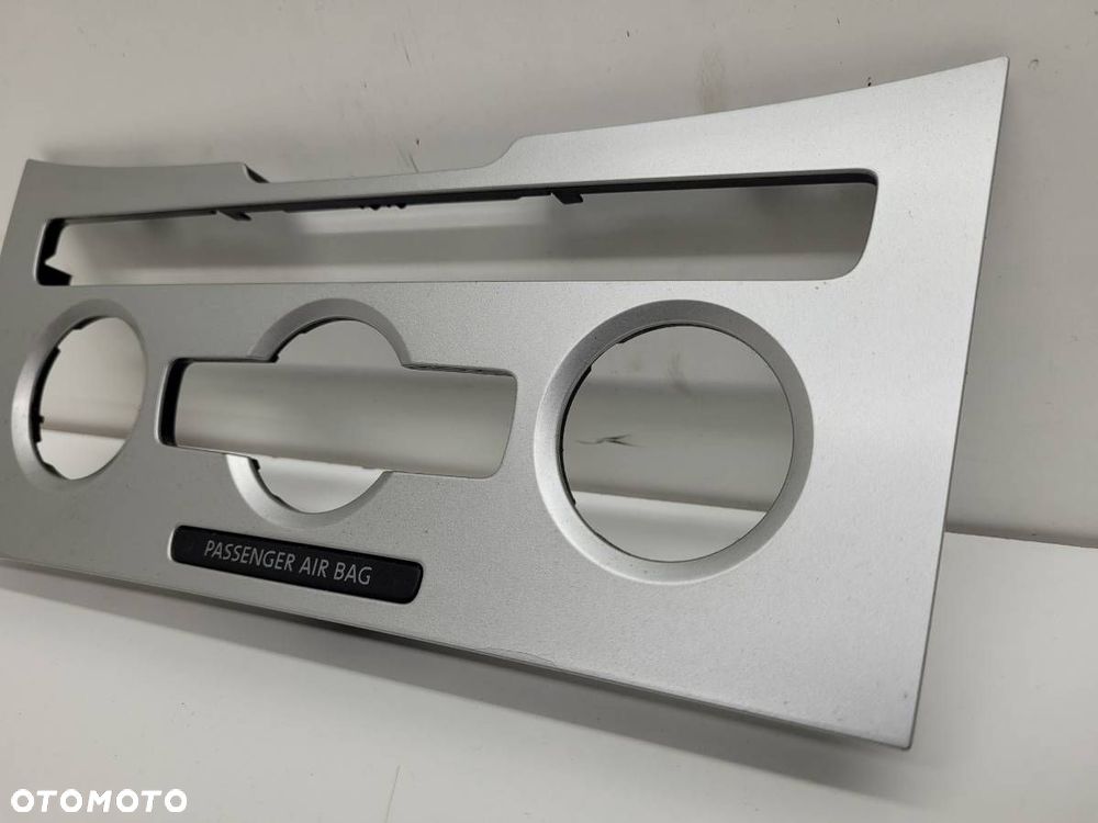 RAMKA KOKPITU DEKOR VW PASSAT B7 3C8863082  ORYGINAŁ - 3