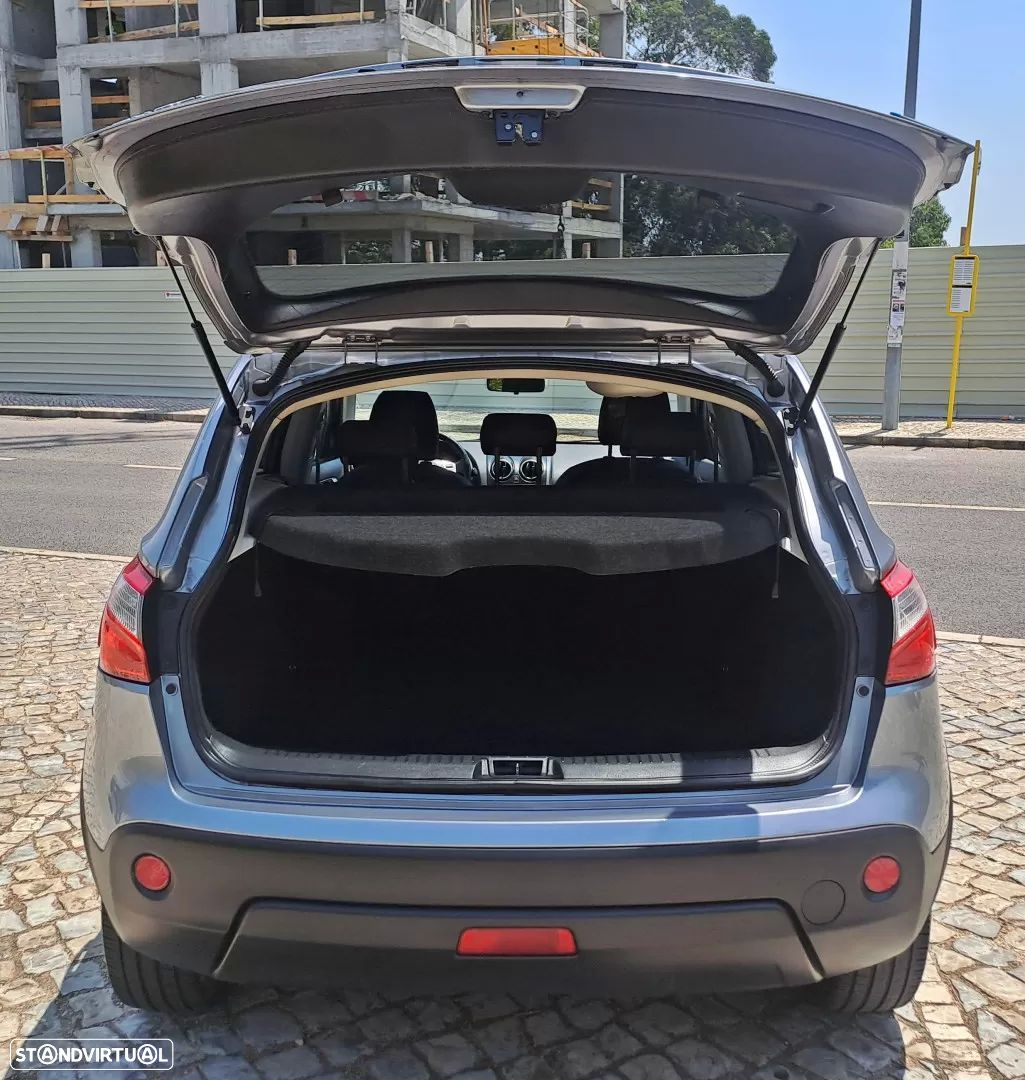 Nissan Qashqai 1.6 dCi Tekna Premium 18 360 S&S - 18