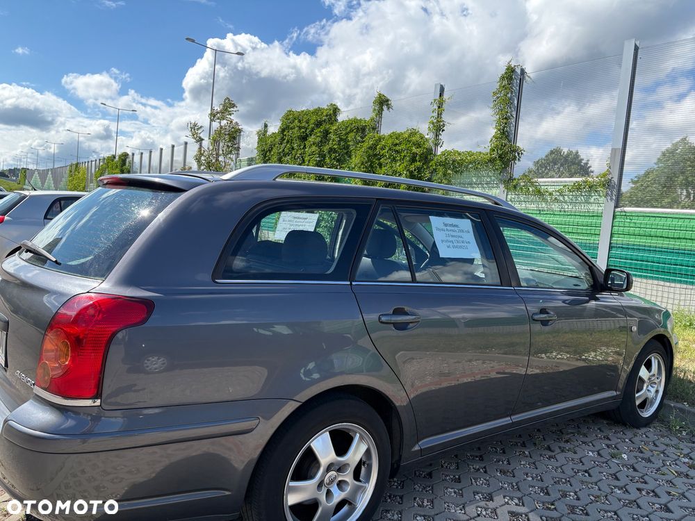 Toyota Avensis 2.0 VVT-i Sol - 6