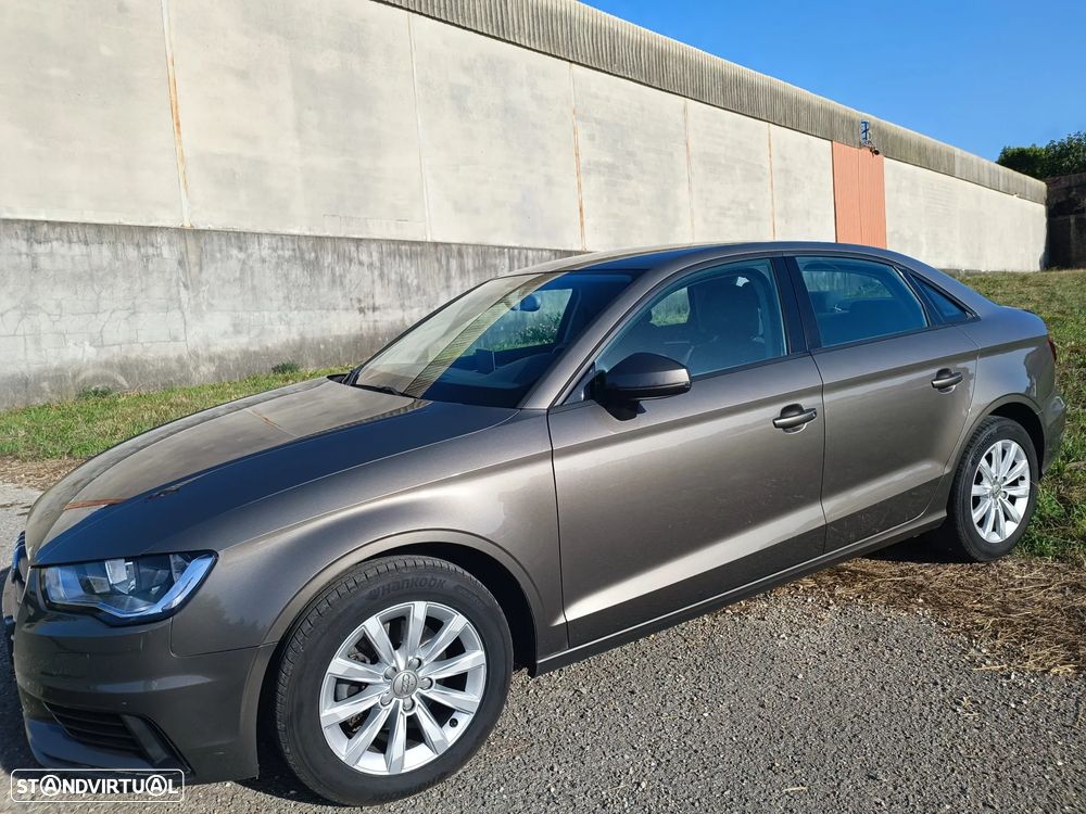 Audi A3 Limousine 1.6 TDI Advance - 6