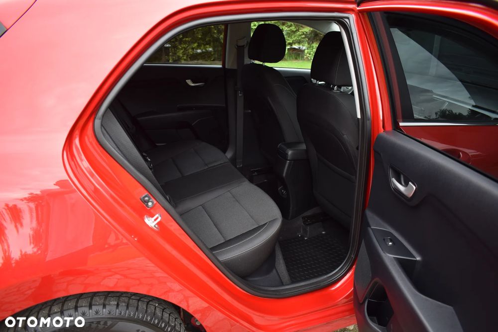 Kia Rio - 29