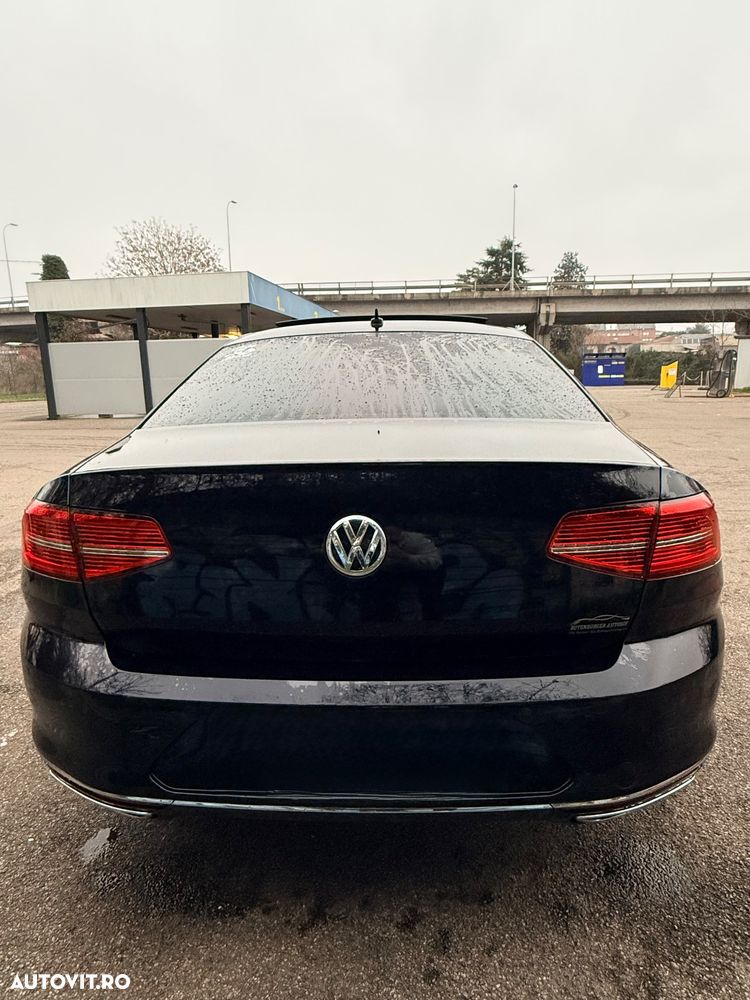 Volkswagen Passat 2.0 TDI DSG Highline - 6