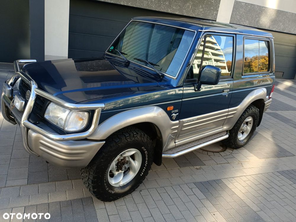 Hyundai Galloper - 1
