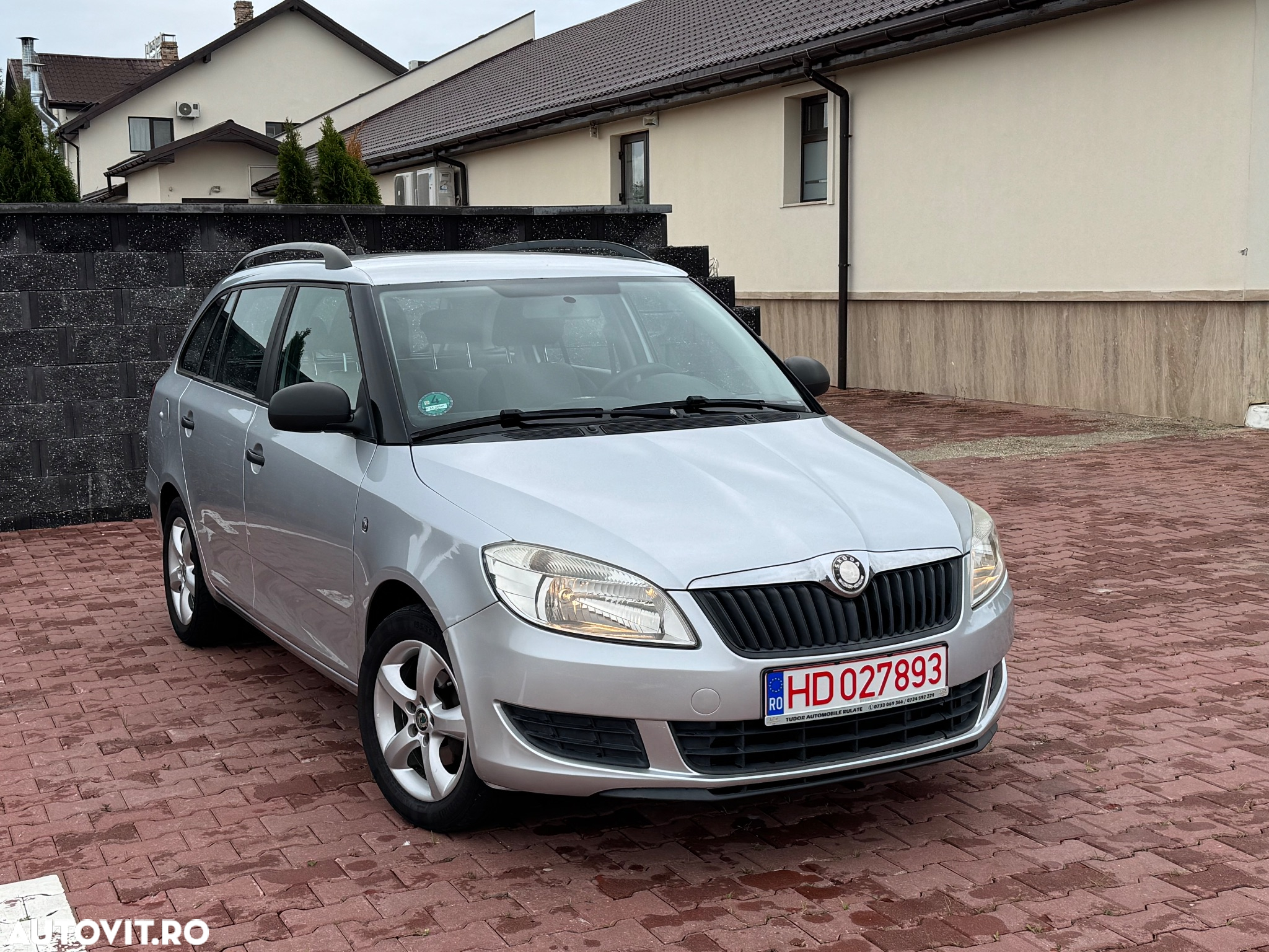 Skoda Fabia 1.2 HTP Combi Elegance - 32