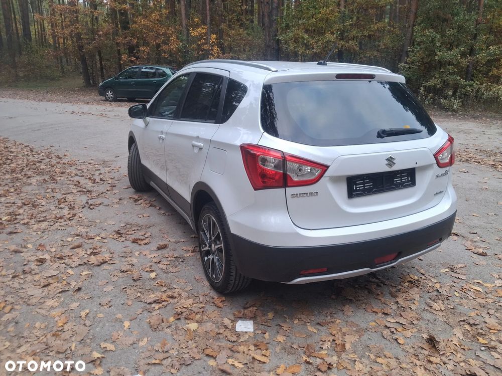 Suzuki SX4 S-Cross 1.6 DDiS 4x4 Comfort - 3