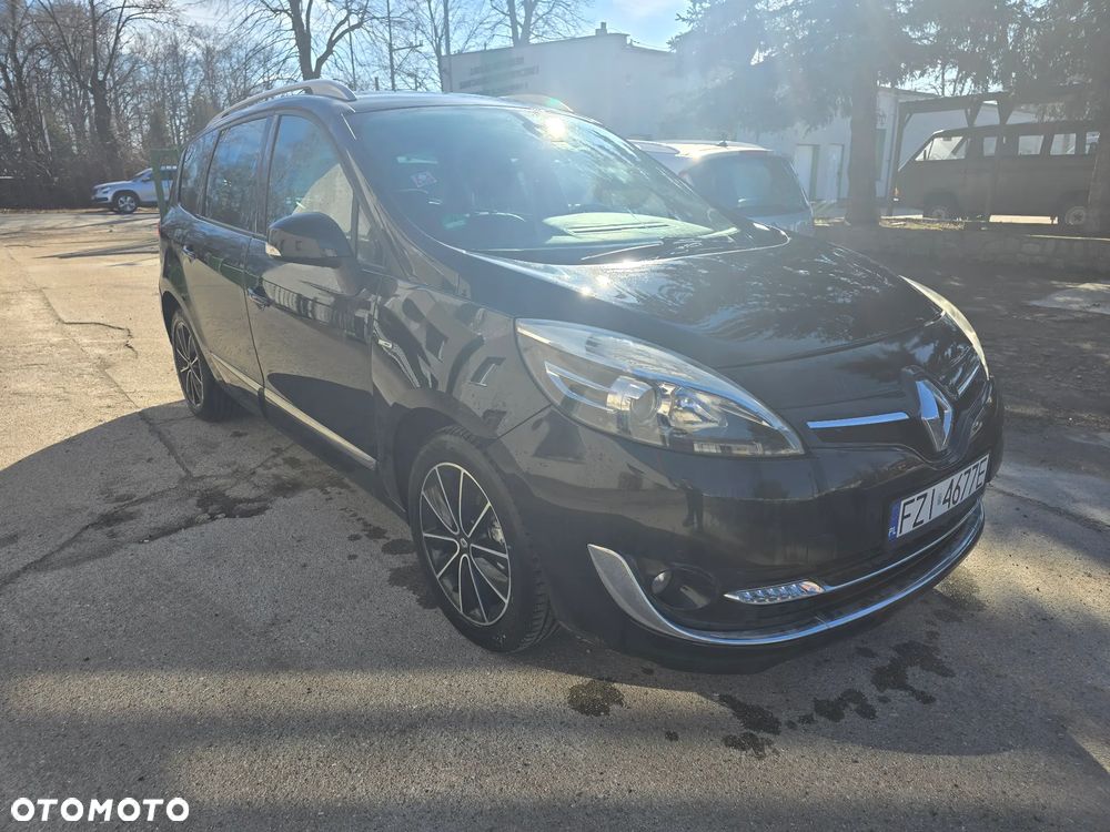 Renault Grand Scenic - 8