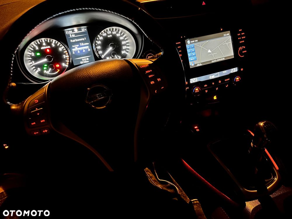 Nissan Qashqai 1.2 DIG-T N-Connecta - 34