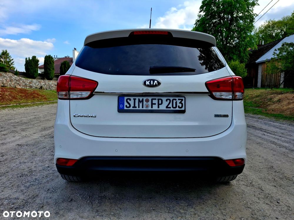 Kia Carens 1.6 GDI Fifa World Cup Edition - 17