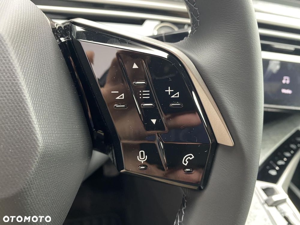 Peugeot 3008 1.2 PureTech mHEV Allure e-DCS6 - 31