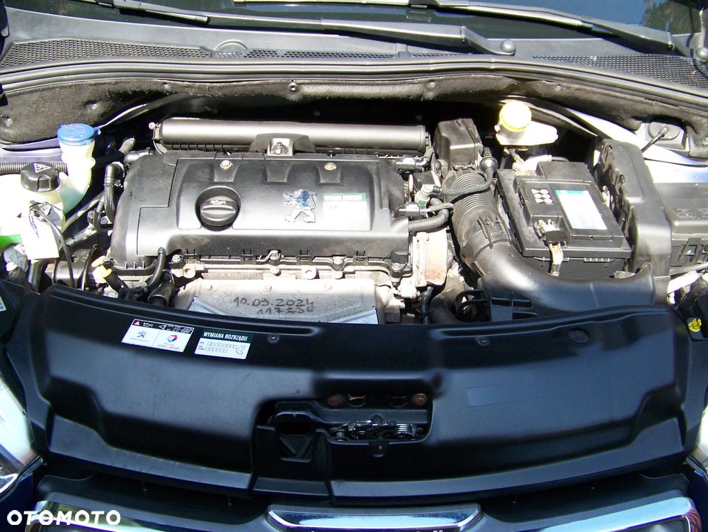 Peugeot 208 95 VTI Allure - 2