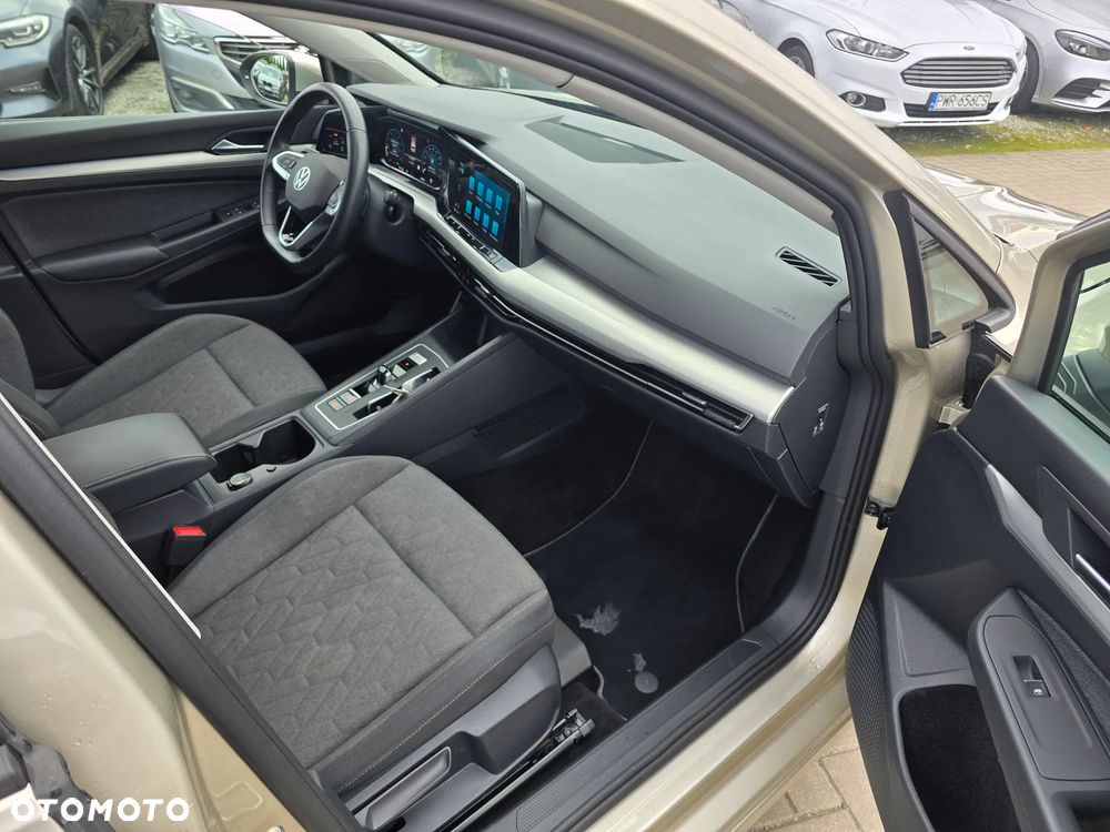 Volkswagen Golf - 12