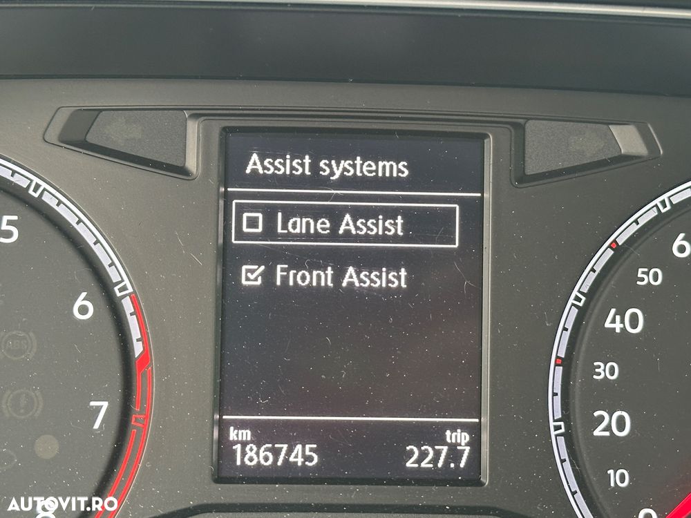 Volkswagen T-Roc - 27
