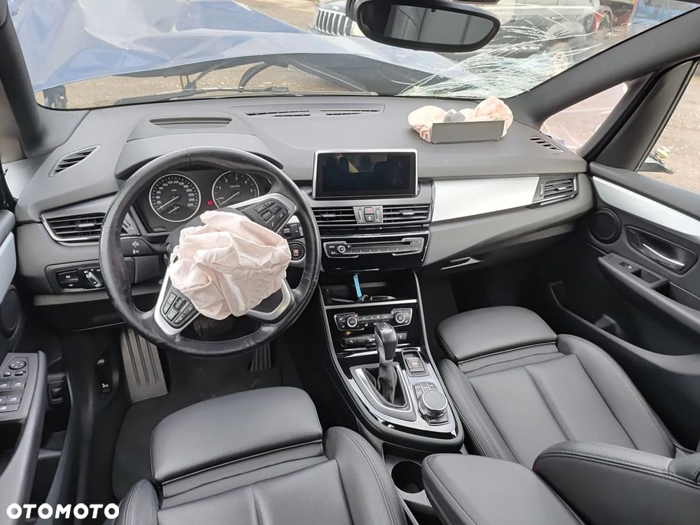BMW Seria 2 218d xDrive Sport-Aut Advantage - 30