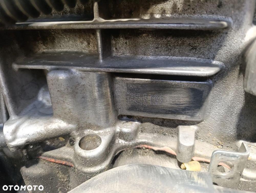 HURT SILNIKI / SILNIK 2.0L PE02 + SKRZYNIA AUTOMAT C96L8/MAZDA 3 2015 - 8