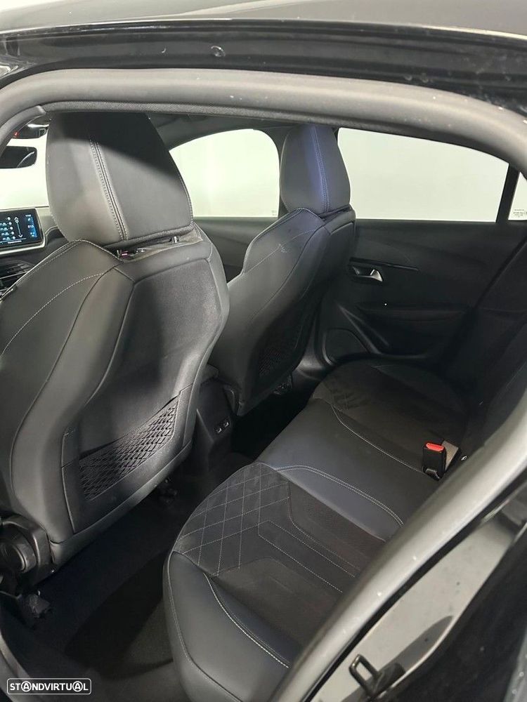 Peugeot 208 1.2 PureTech GT - 12