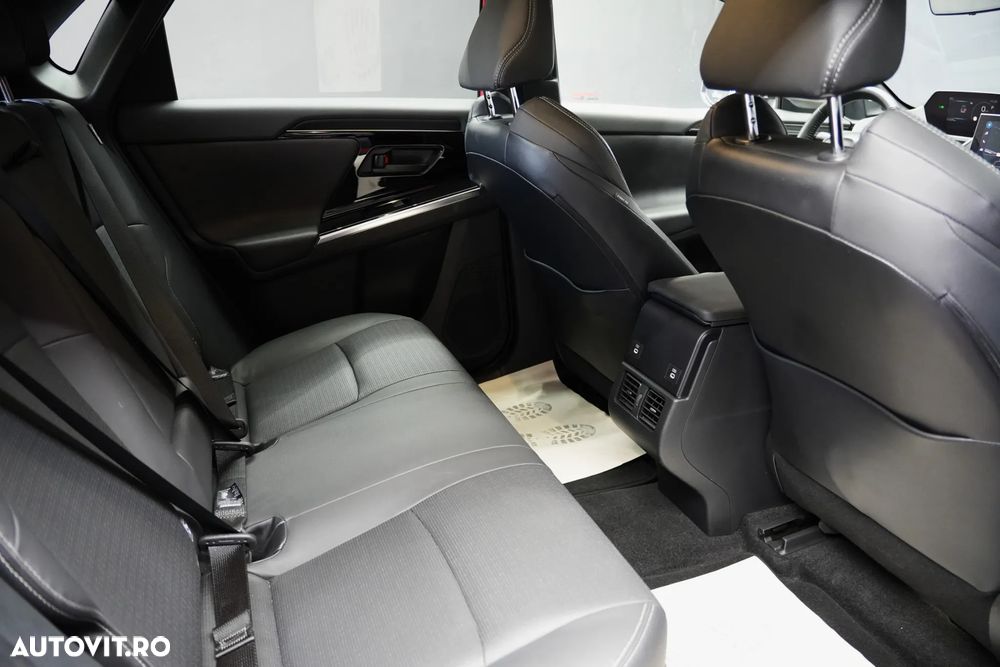 Toyota BZ4X 160 KW AWD (4x4) Luxury - 9