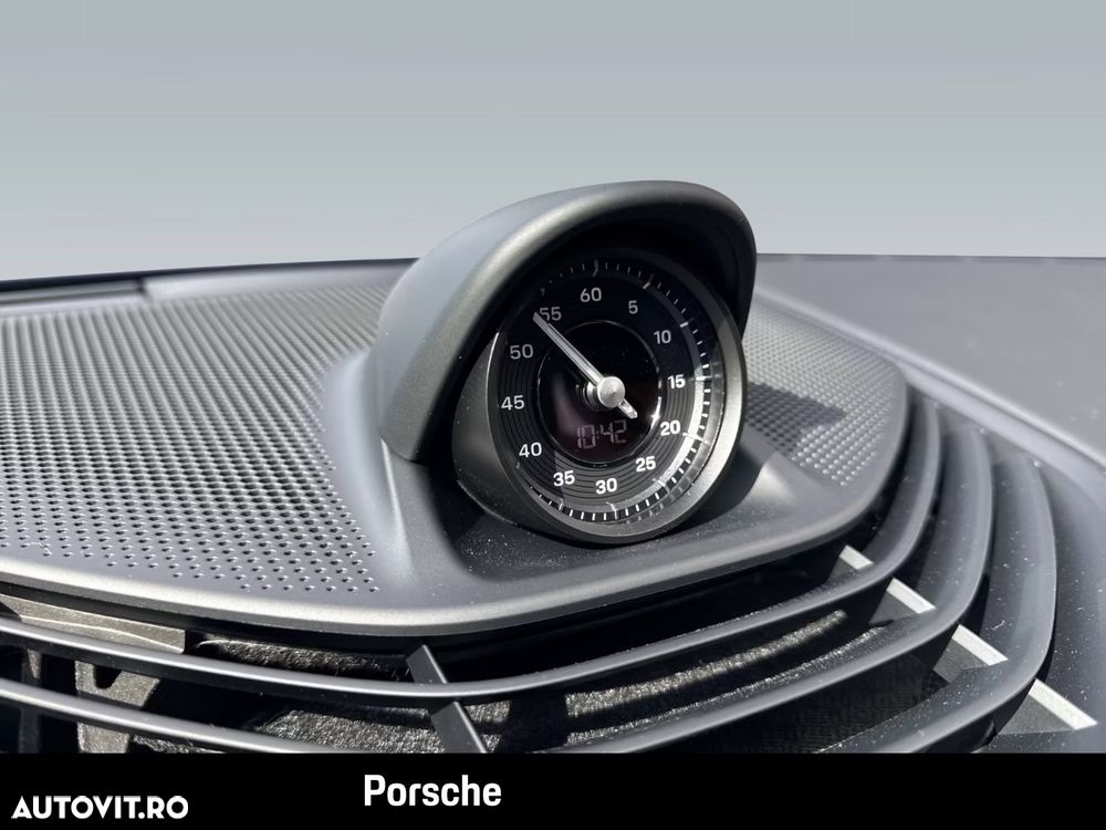 Porsche Taycan Turbo GT - 20