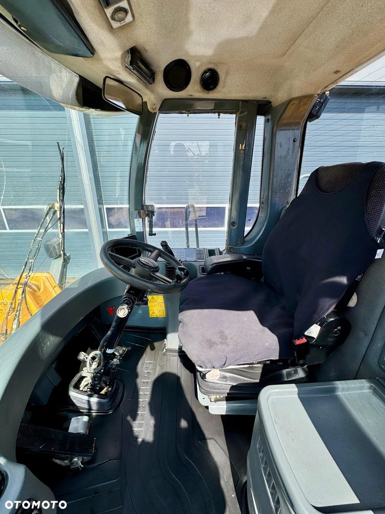 Liebherr L576 - 8