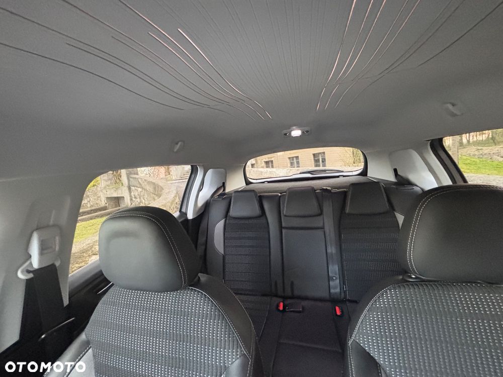 Peugeot 2008 1.2 VTi Allure - 22