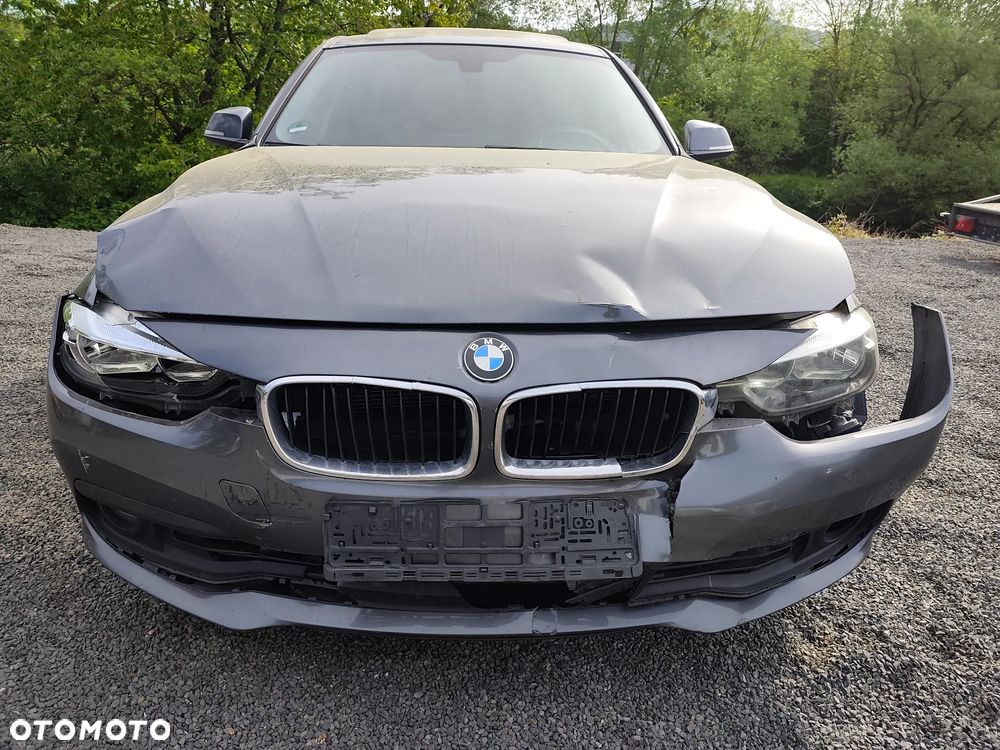 BMW Seria 3 330d xDrive Luxury Line - 6