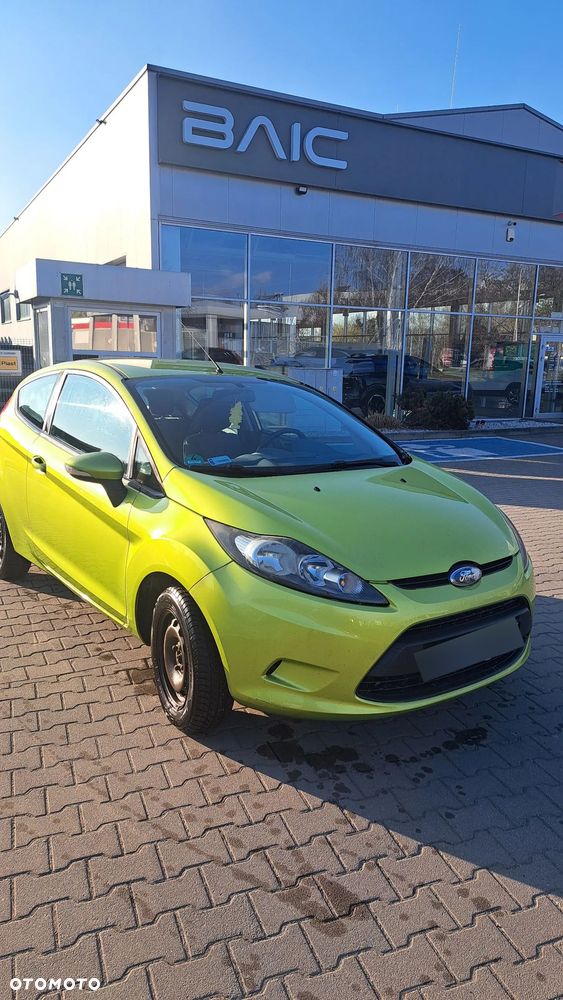 Ford Fiesta 1.25 Ambiente - 1