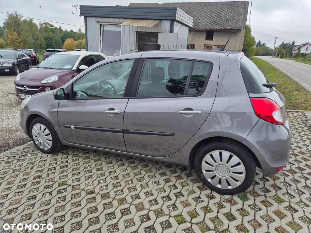Renault Clio 1.2 16V 75 Dynamique - 7