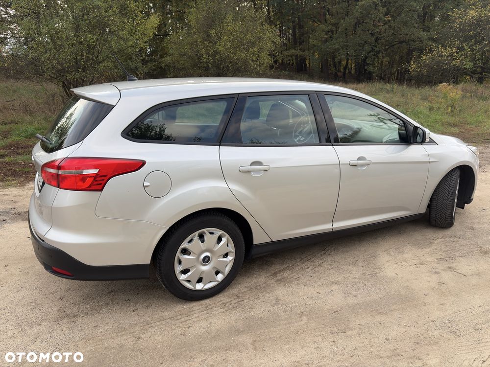 Ford Focus 2017 photo 3