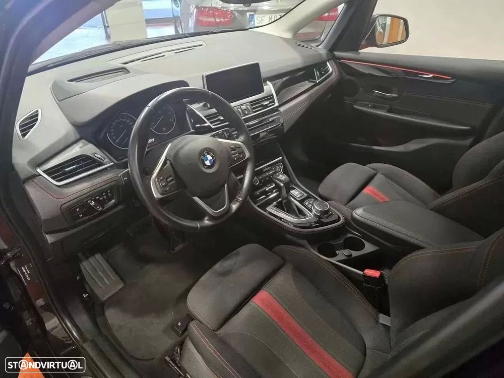 BMW 218 Active Tourer d Aut. Sport Line - 13