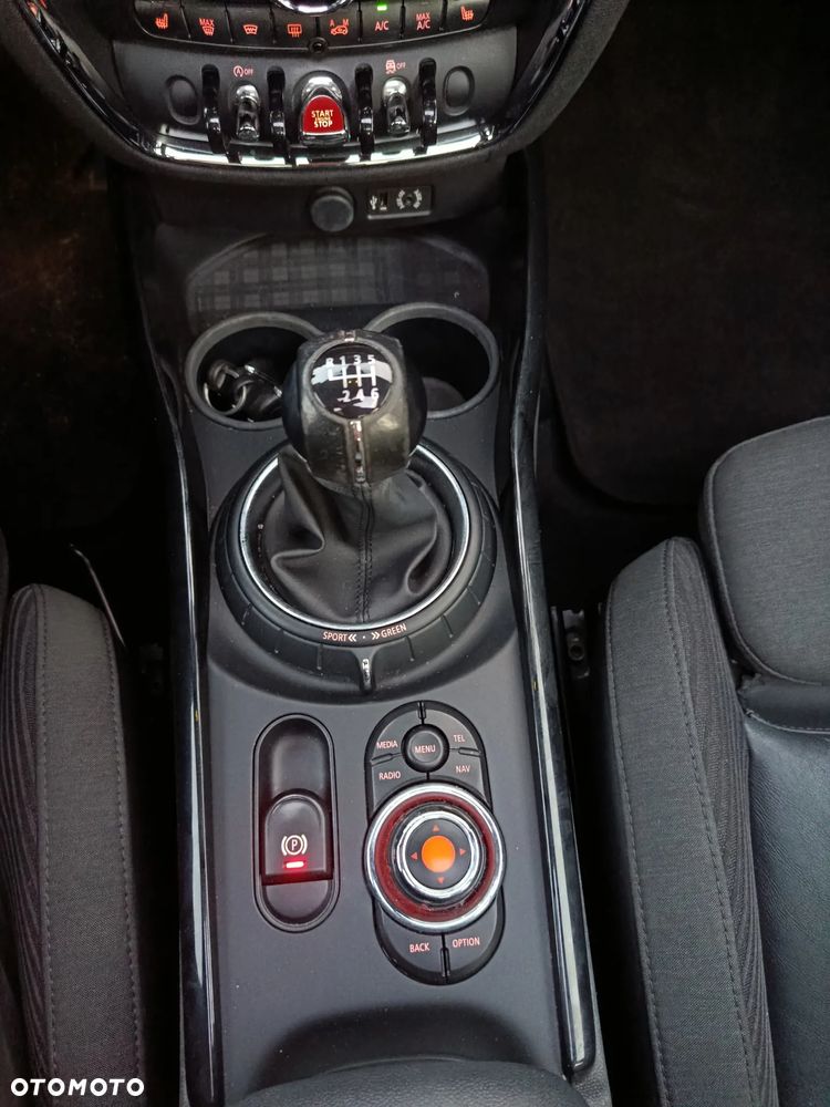 MINI Clubman Cooper D Estate Edition - 12