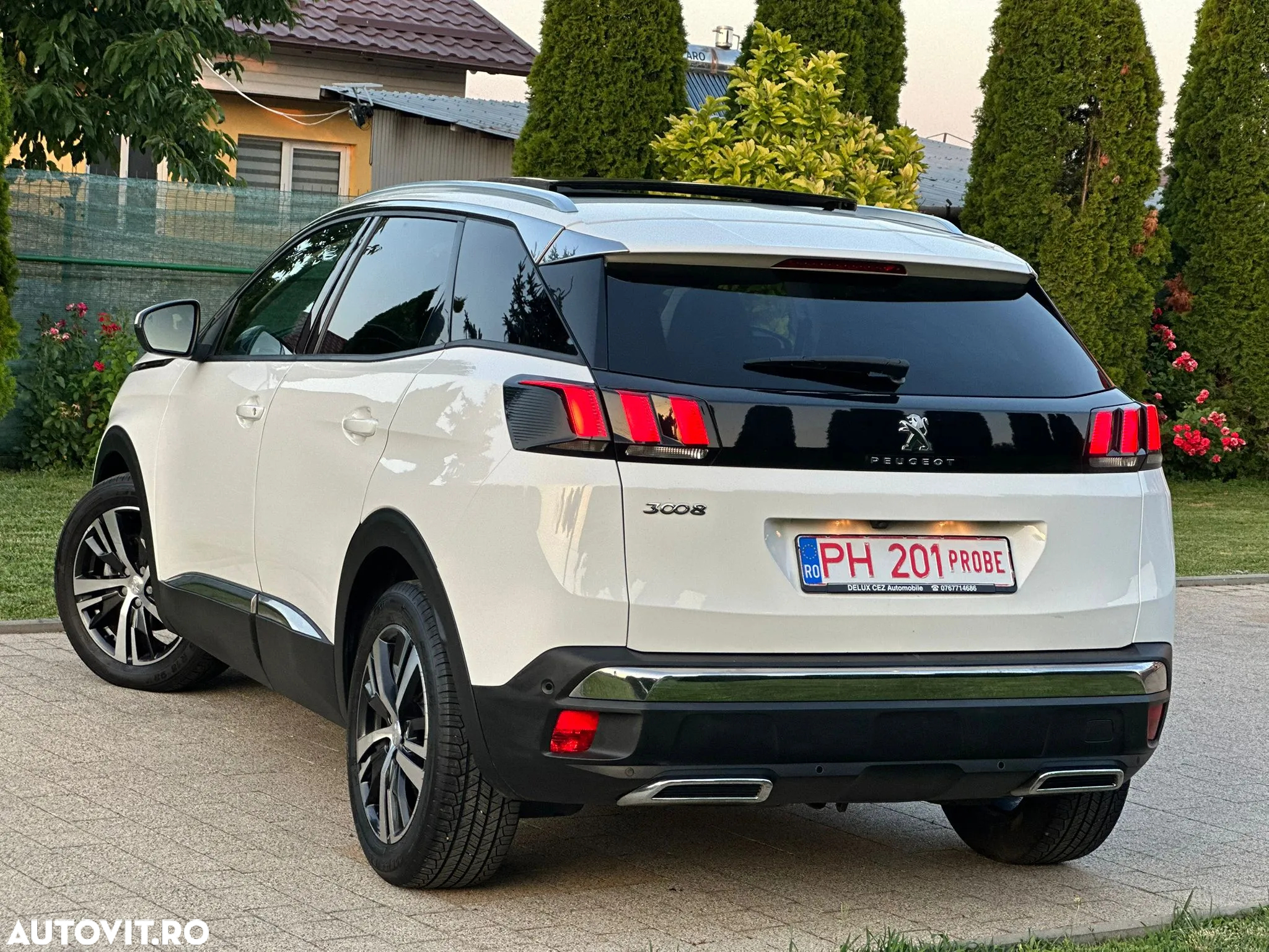 Peugeot 3008 BlueHDi 130 Stop & Start EAT8 Allure Business-Paket - 4