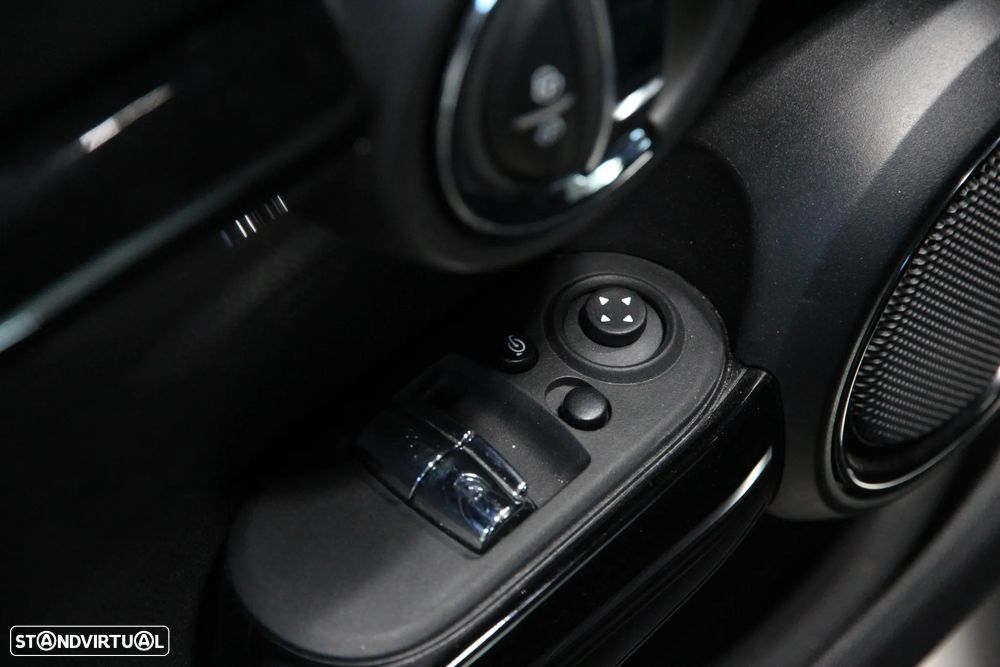 MINI 3 Portas Cooper SE Premium Essential - 15