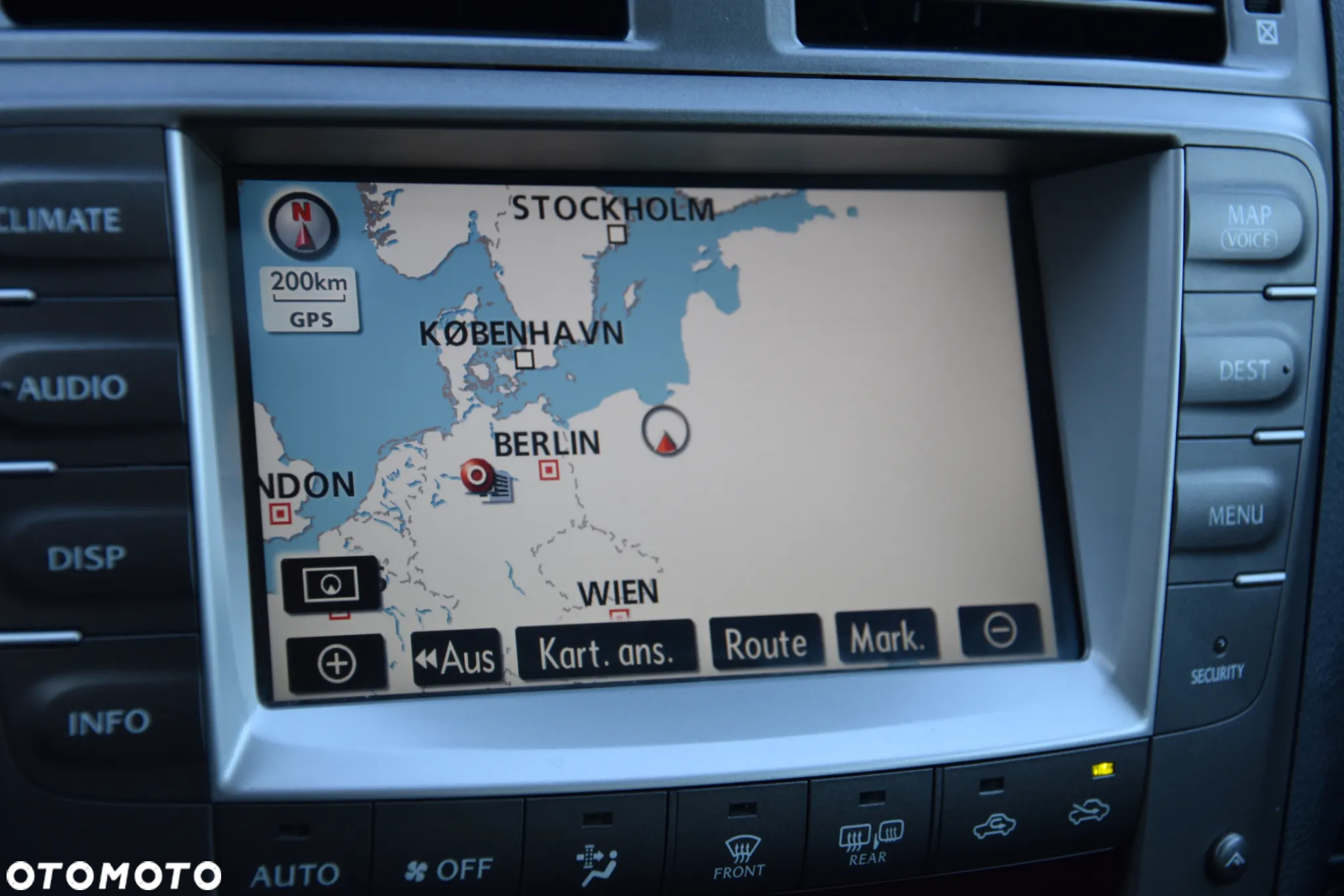 Lexus IS 220d Luxury Line - 22
