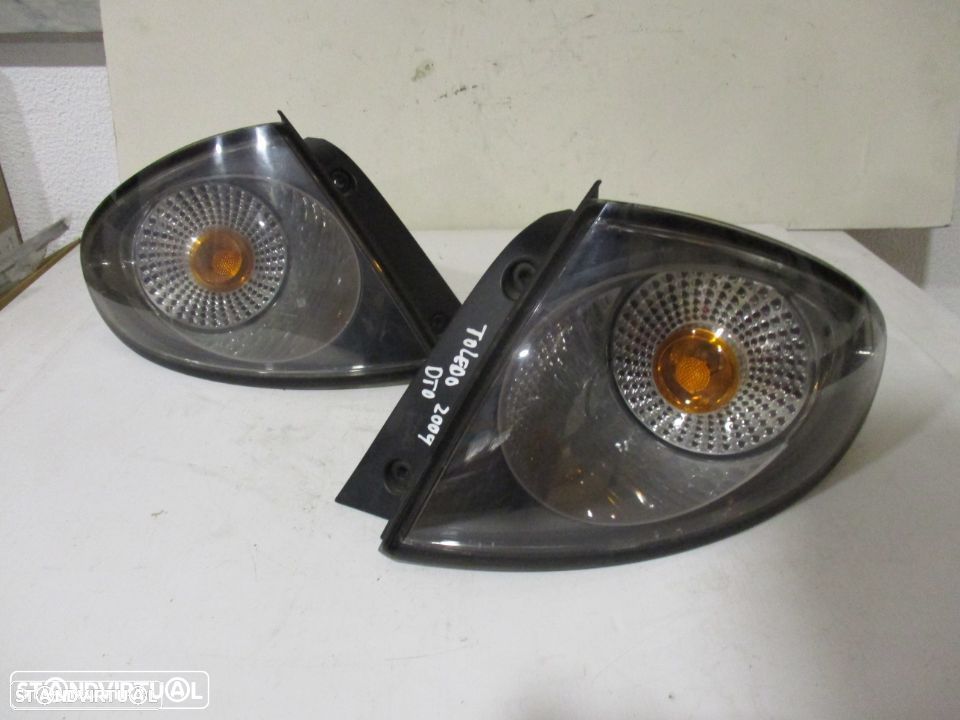 Farol Farolim Trás Seat Toledo esquerdo / direito - 1