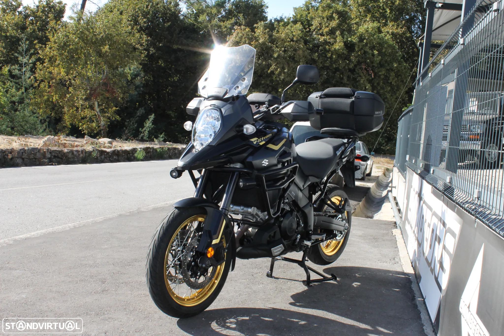 Suzuki DL V-STrom XT Adventure - 7