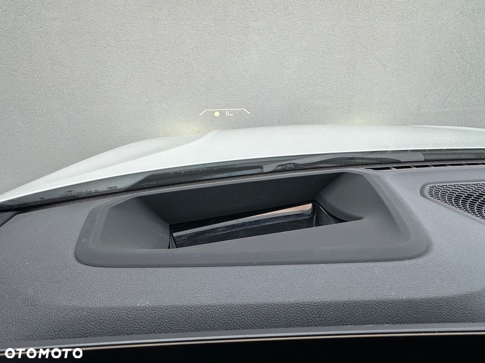 BMW Seria 3 320d xDrive M Sport - 34