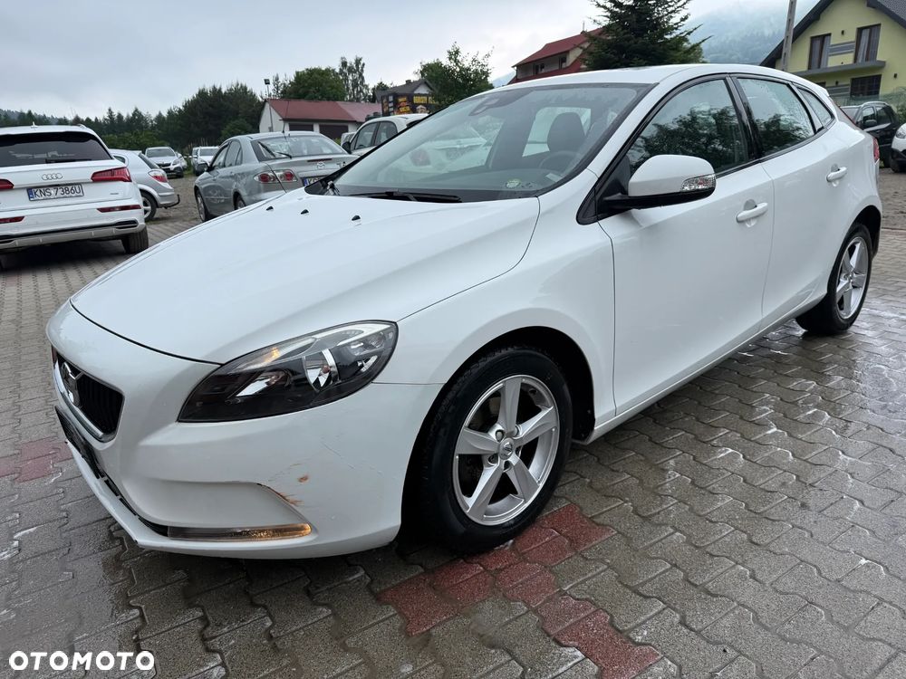 Volvo V40 D2 - 3