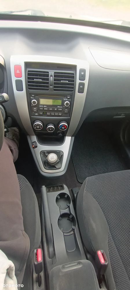 Hyundai Tucson 2.0 4WD GLS - 30