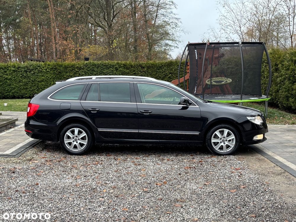 Skoda Superb 2.0 TDI 4x4 DSG Exclusive - 5