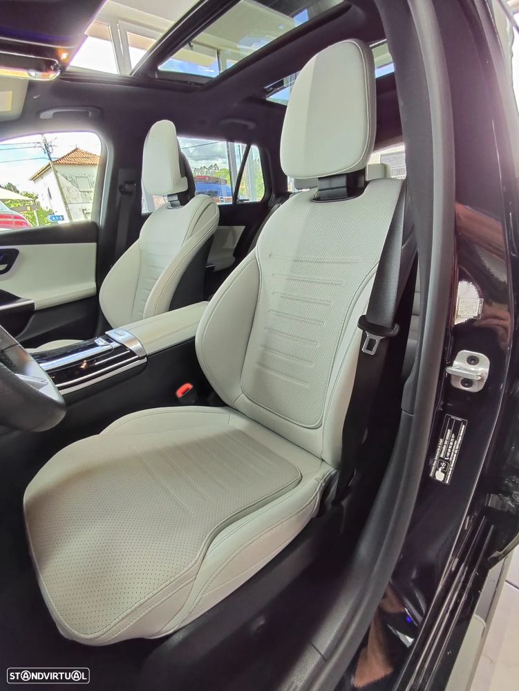 Mercedes-Benz C 300 e T 9G-TRONIC AMG Line - 25