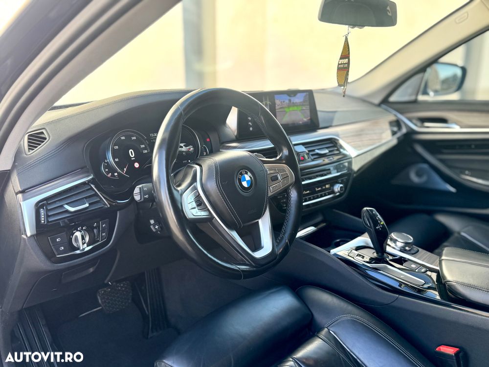 BMW Seria 5 540i xDrive Aut. Luxury Line - 12
