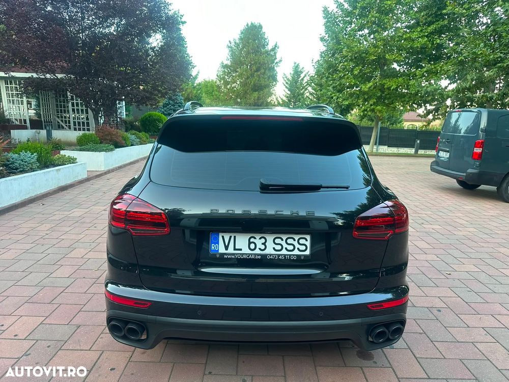 Porsche Cayenne Platinum Edition - 6