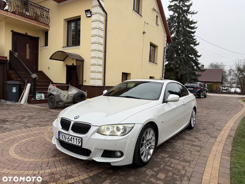 BMW Seria 3 320d DPF Efficient Dynamics Edition - 11