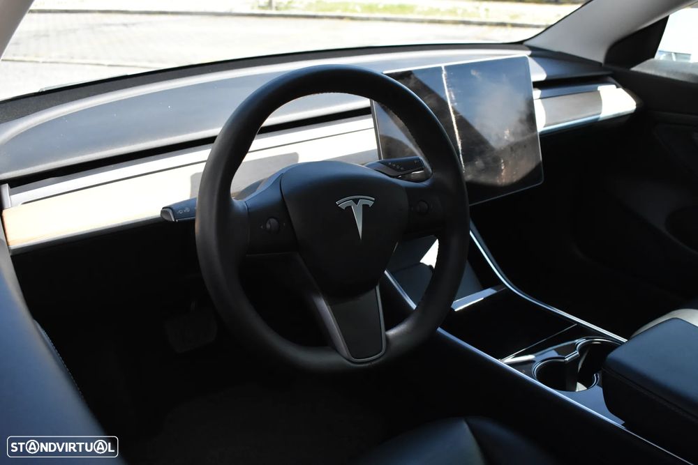 Tesla Model 3 Standard RWD Plus - 21