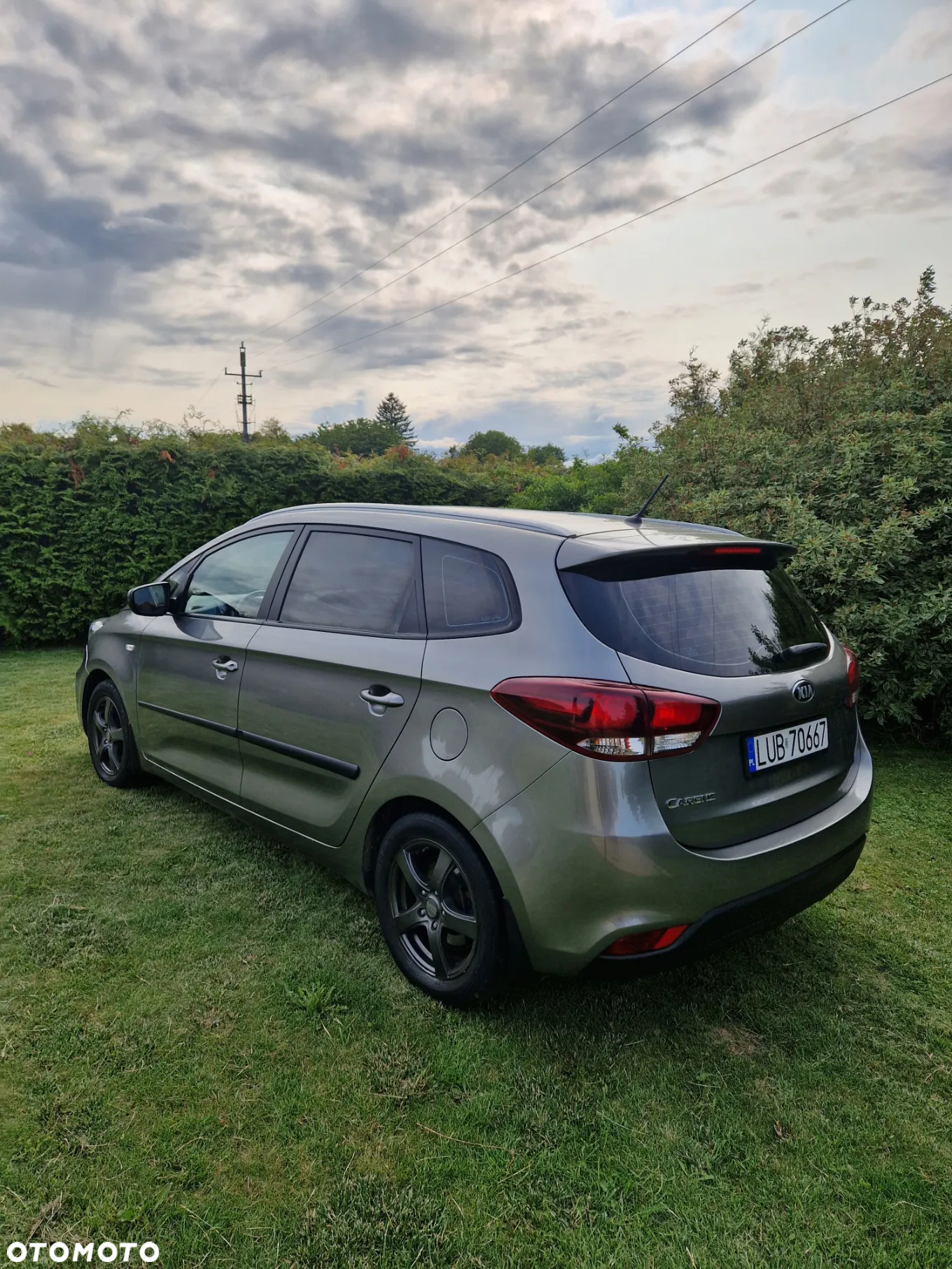 Kia Carens 1.6 GDI L - 7