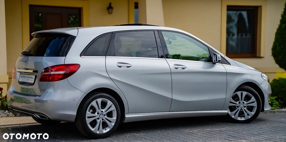 Mercedes-Benz Klasa B 180 d 7G-DCT Edition - 17